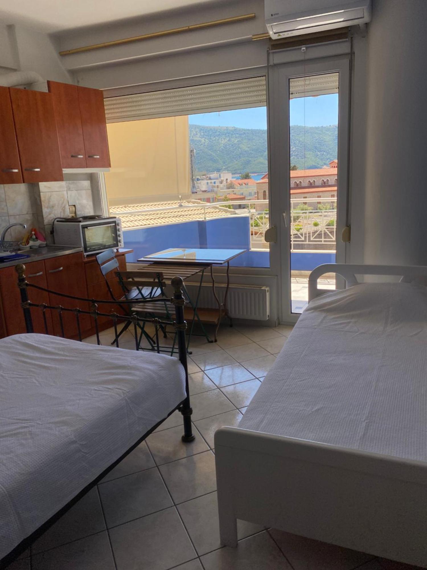 Maria'S Roomstudios Apartments Flats To Let Seaside Heart City Chantzara Spyropoulos Ηγουμενίτσα Εξωτερικό φωτογραφία